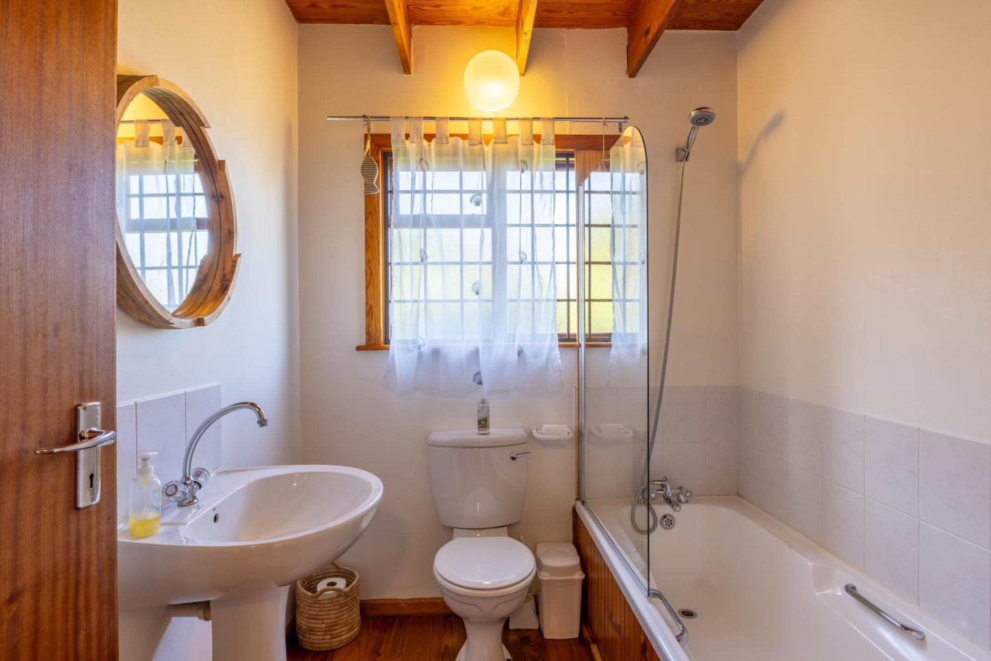 Lark House, Peaceful Mountain Home With Ocean Views And Power Backup Cape Town Eksteriør bilde